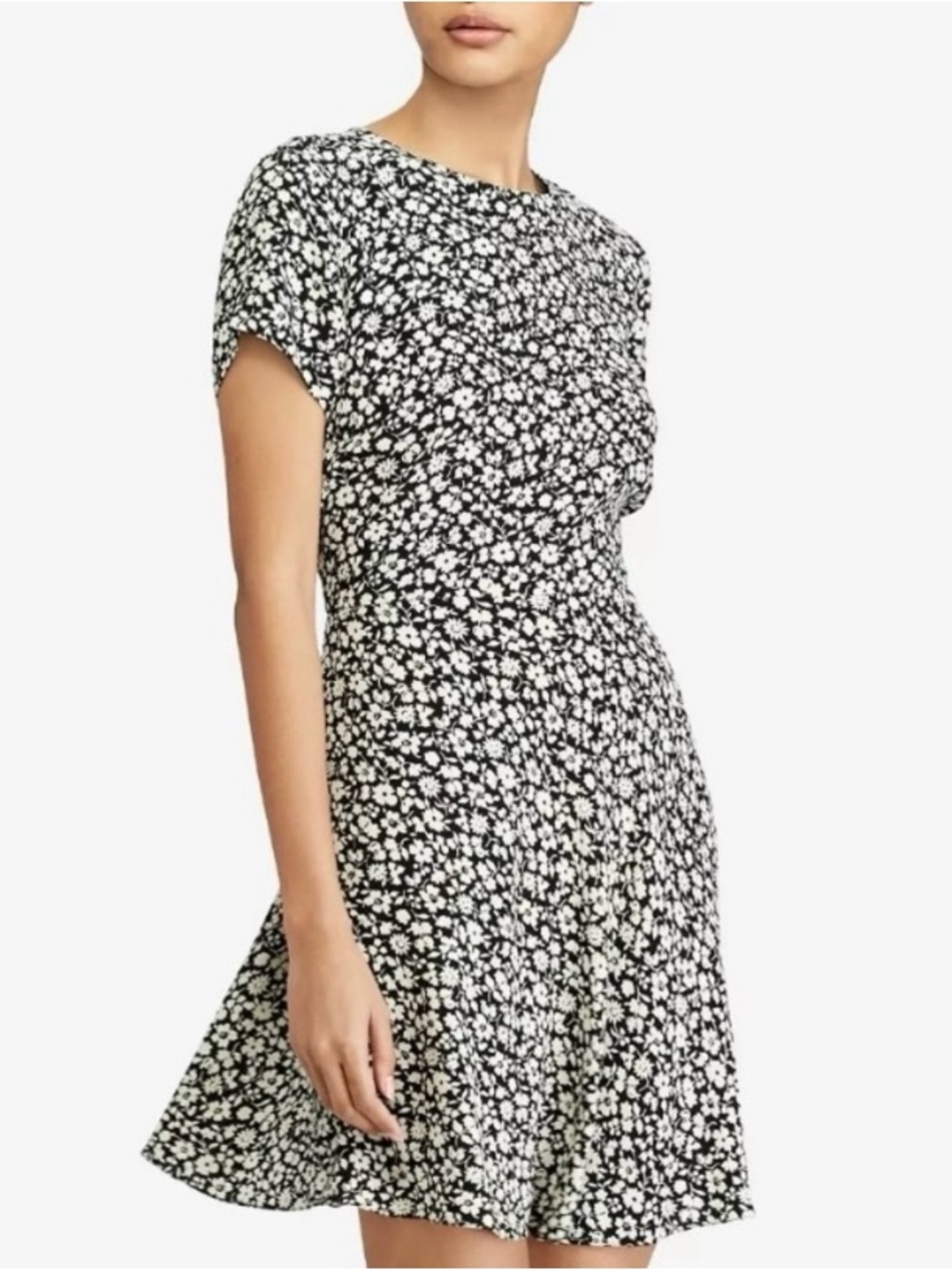 Black and White Floral Short Sleeve Fit-and-Flare Dress